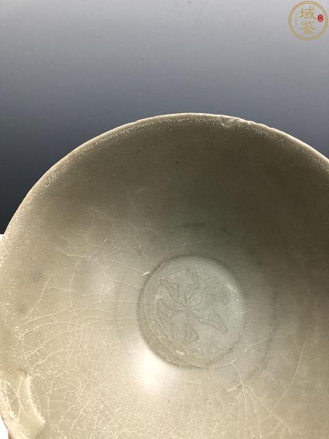 古玩陶瓷宋-龍泉青瓷刻仰蓮紋碗（正窯口）拍賣，當前價格3699元