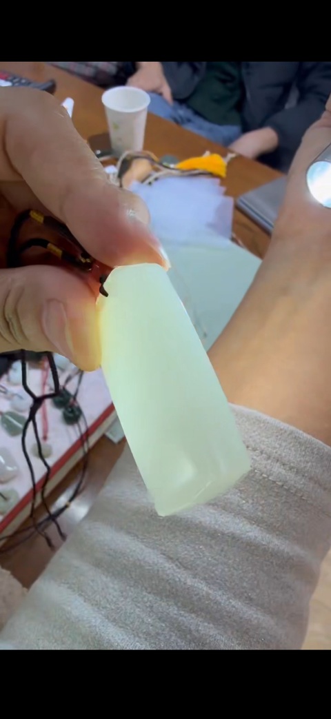 古玩玉器和田玉無事牌真品鑒賞圖