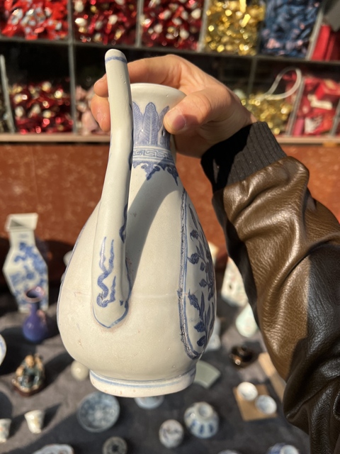 古玩陶瓷明早·青花花卉紋壺 真品鑒賞圖