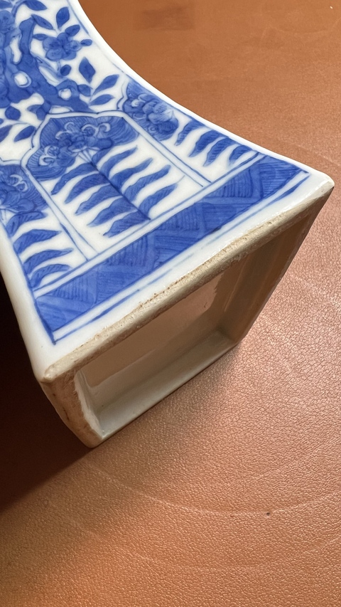 古玩陶瓷青花瓶真品鑒賞圖