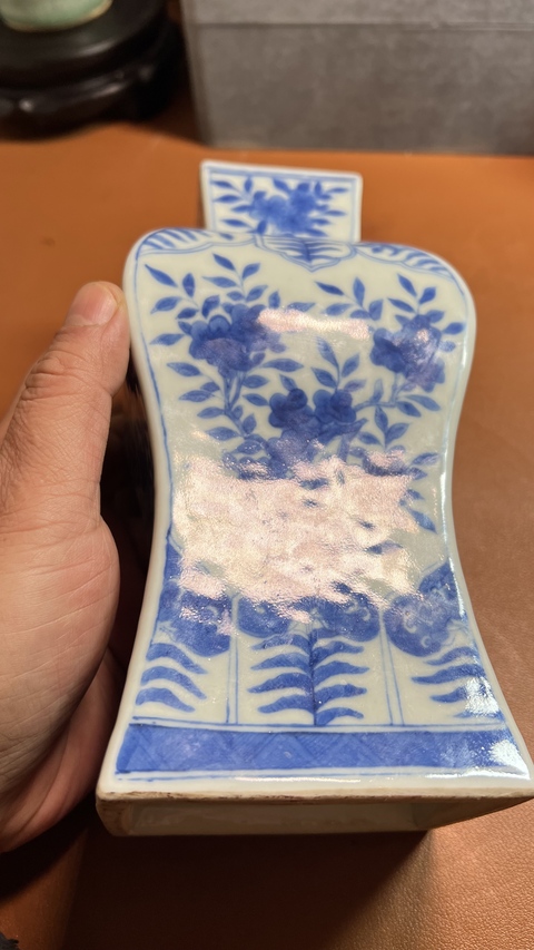 古玩陶瓷青花瓶真品鑒賞圖