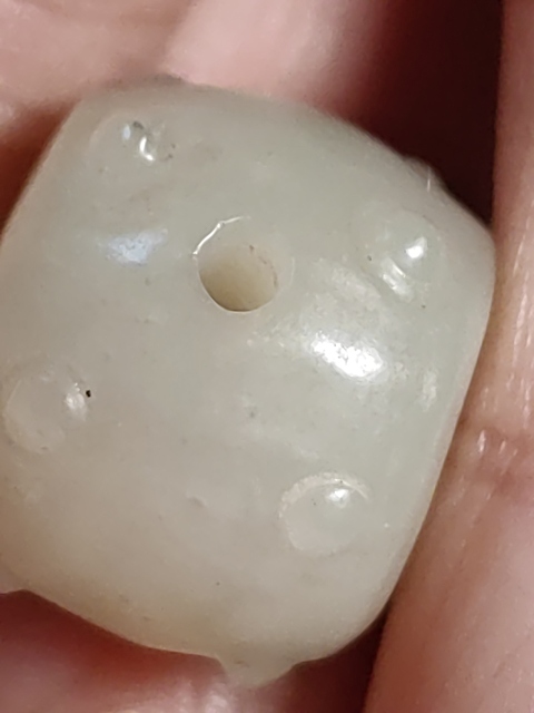 古玩玉器和田玉雕“鼓珠”真品鑒賞圖