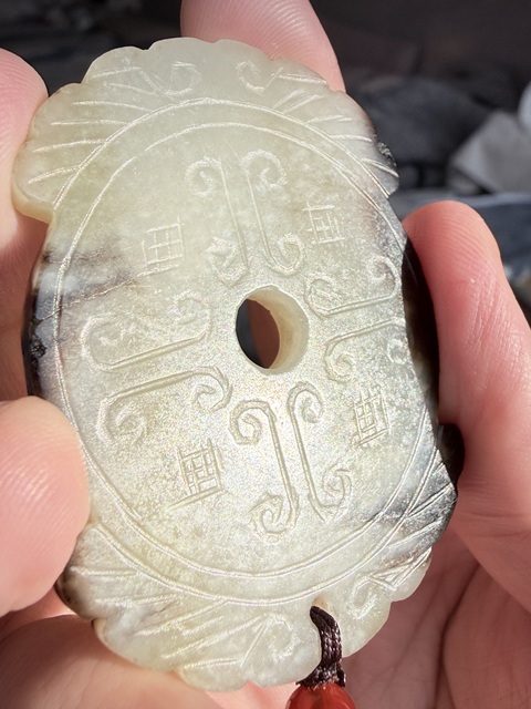 古玩玉器和田玉雕“出廓璧”真品鑒賞圖