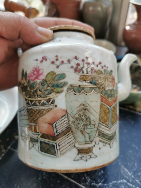 古玩陶瓷民國彩繪清拱紋提梁壺真品鑒賞圖