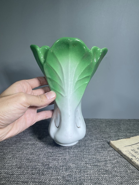 古玩陶瓷民國.白菜壁掛?(花器)拍賣，當前價格500元