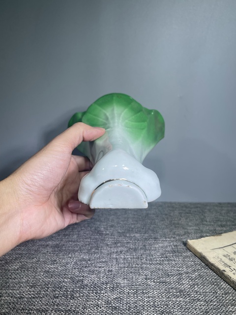 古玩陶瓷民國.白菜壁掛?(花器)拍賣，當前價格500元