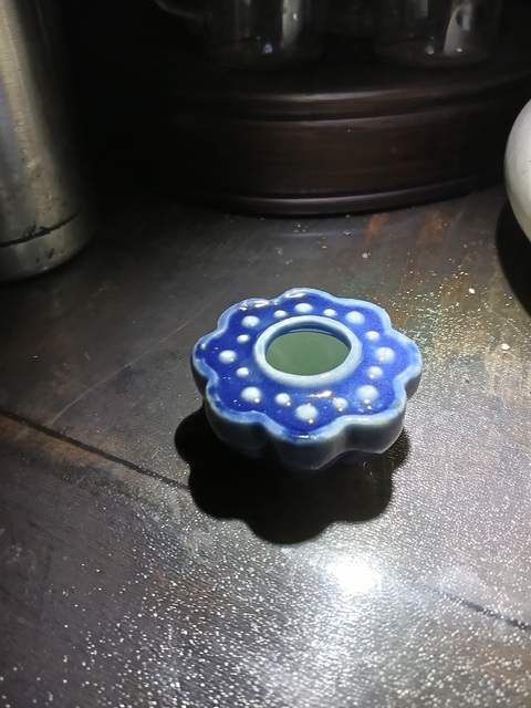 古玩陶瓷霽藍釉蓮蓬造型水盂拍賣，當(dāng)前價格1688元