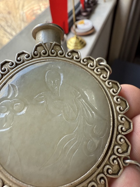 古玩玉器和田玉鑲香囊真品鑒賞圖