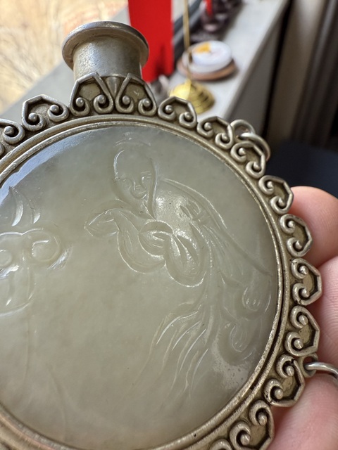 古玩玉器和田玉鑲香囊真品鑒賞圖