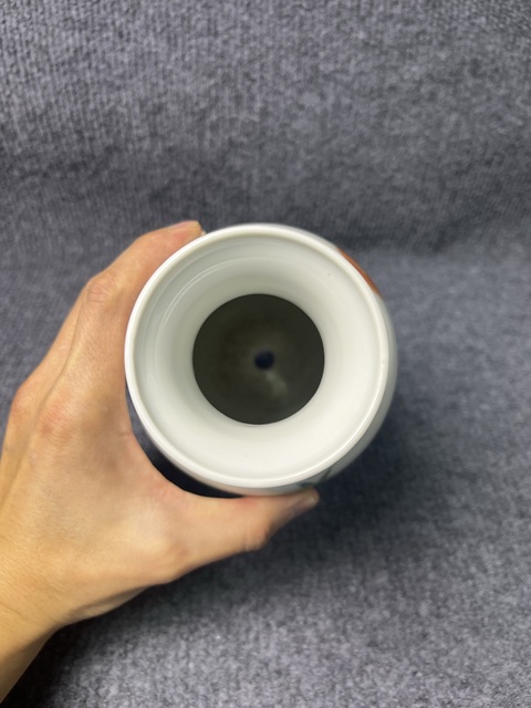 古玩陶瓷粉彩花卉紋瓶真品鑒賞圖