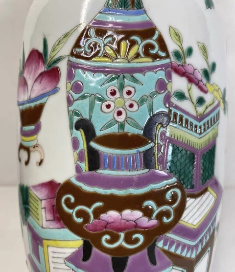 古玩陶瓷粉彩博古花卉紋賞瓶真品鑒賞圖