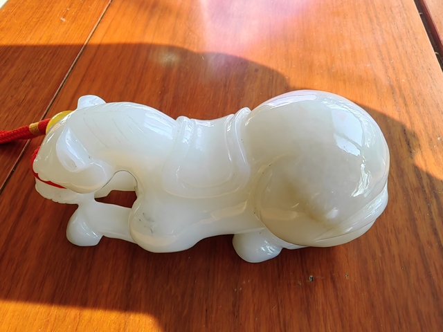 古玩玉器和田玉馬真品鑒賞圖