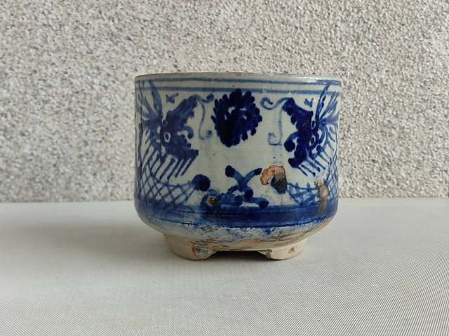 古玩陶瓷龍紋青花三足筒式香爐拍賣，當前價格680元