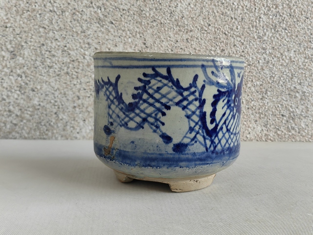 古玩陶瓷龍紋青花三足筒式香爐拍賣，當前價格680元