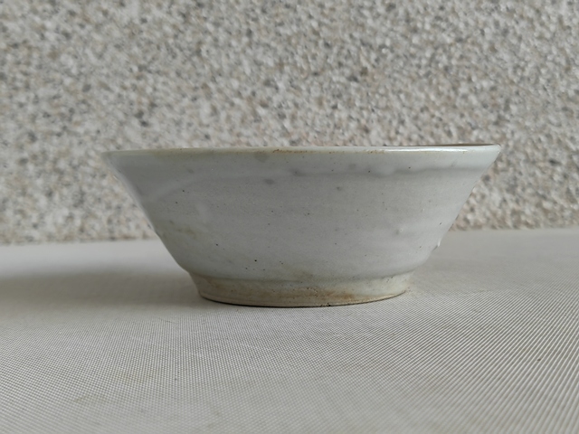 古玩陶瓷白釉碗拍賣，當前價格260元