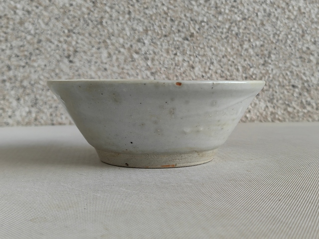 古玩陶瓷白釉碗拍賣，當前價格260元