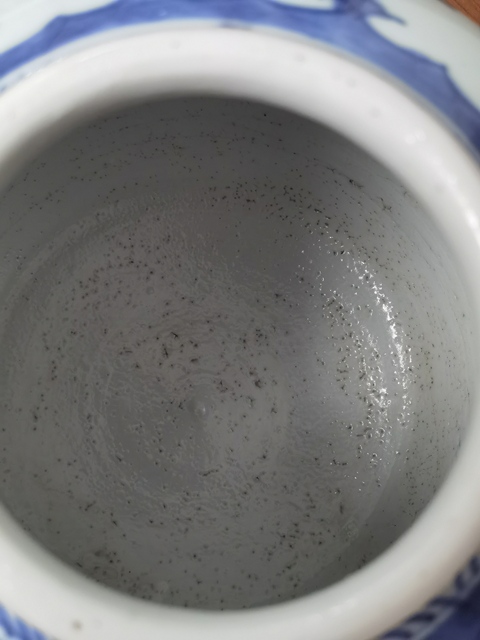 古玩陶瓷青花纏枝花卉紋太白罐真品鑒賞圖