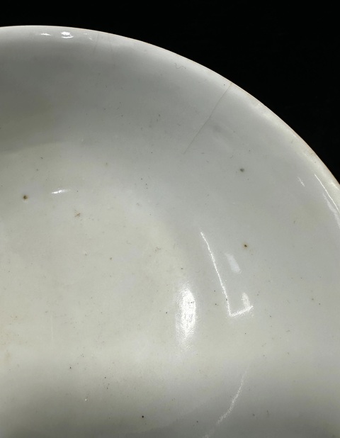 古玩陶瓷黃地粉彩百蝶紋茶圓拍賣，當前價格1200元