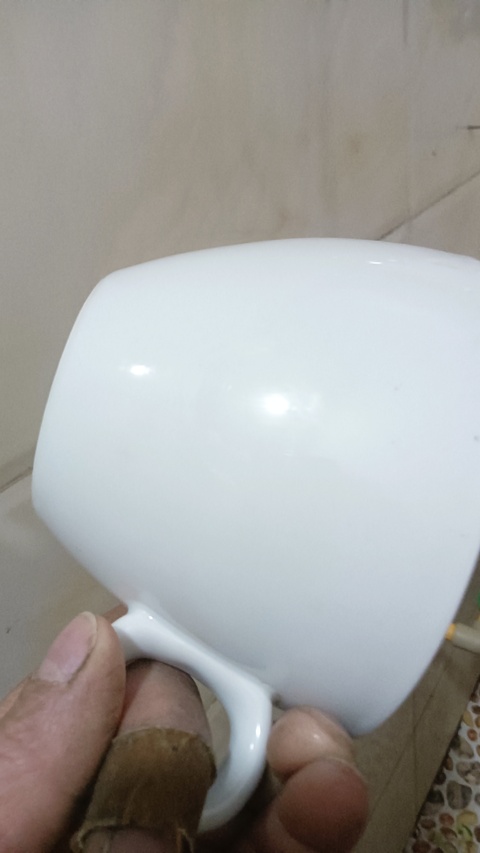 古玩陶瓷白釉大把杯真品鑒賞圖