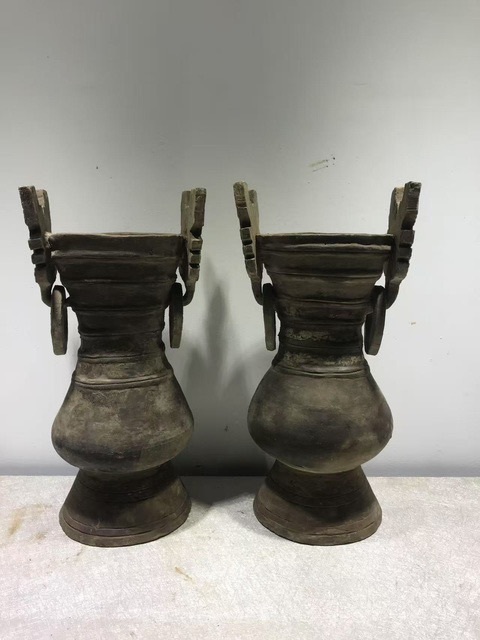 古玩陶瓷秦·銜環(huán)陶尊拍賣，當前價格2388元