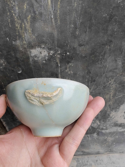 古玩陶瓷龍泉官天青釉泡泡盞真品鑒賞圖