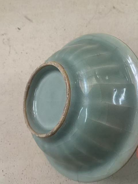 古玩陶瓷龍泉洗真品鑒賞圖