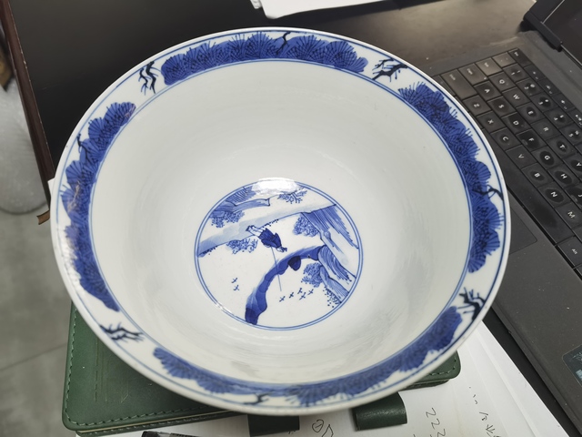 古玩陶瓷青花山水人物紋碗真品鑒賞圖