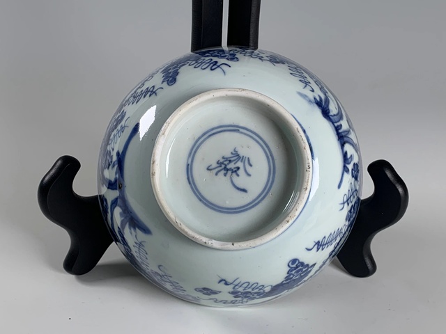 古玩陶瓷清康熙·青花松鼠葡萄紋碗拍賣，當前價格3015元