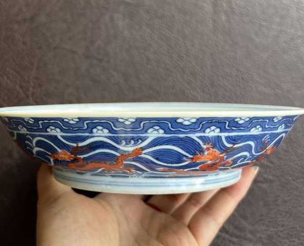 古玩陶瓷道光官窯青花礬紅龍盤真品鑒賞圖