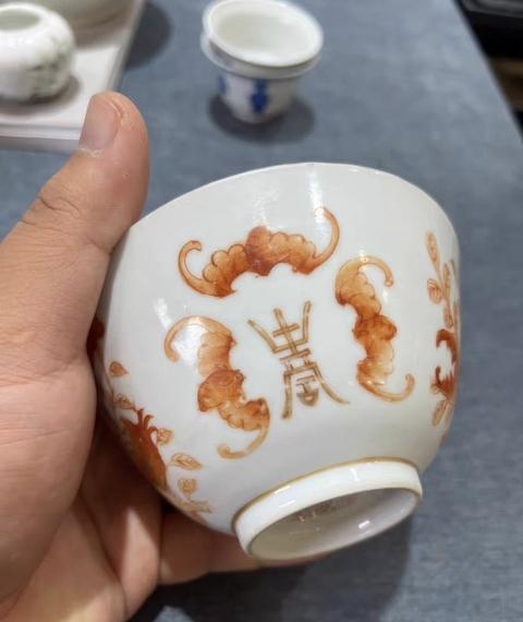 古玩陶瓷同治·礬紅福壽三多紋蓋碗拍賣，當前價格4999元