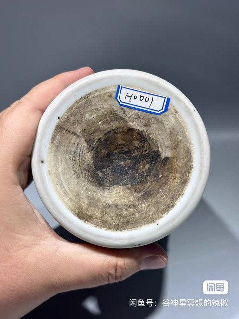 古玩陶瓷人物山水青花筆筒真品鑒賞圖