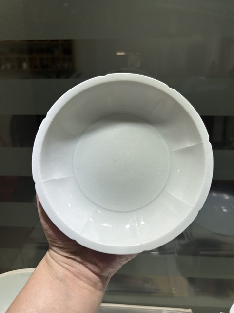 古玩陶瓷花口碟真品鑒賞圖