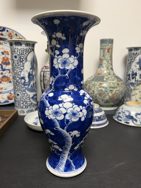 古玩陶瓷青花冰梅圖花觚真品鑒賞圖