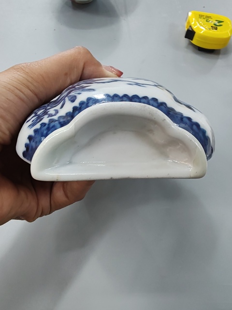 古玩陶瓷青花壁瓶真品鑒賞圖