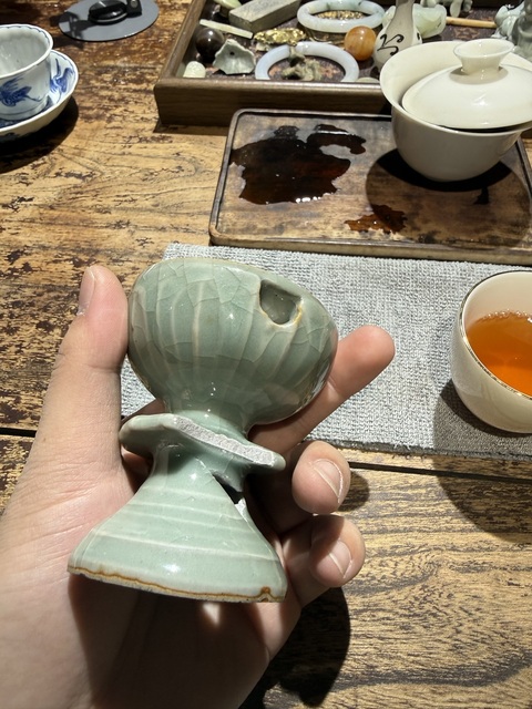 古玩陶瓷龍泉窯青釉燈標本真品鑒賞圖