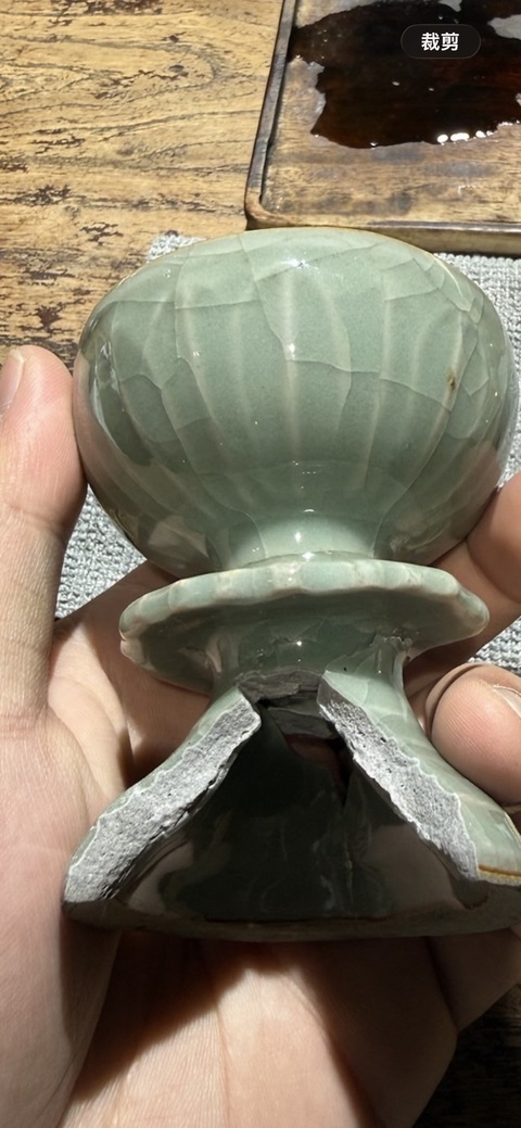 古玩陶瓷龍泉窯青釉燈標本真品鑒賞圖