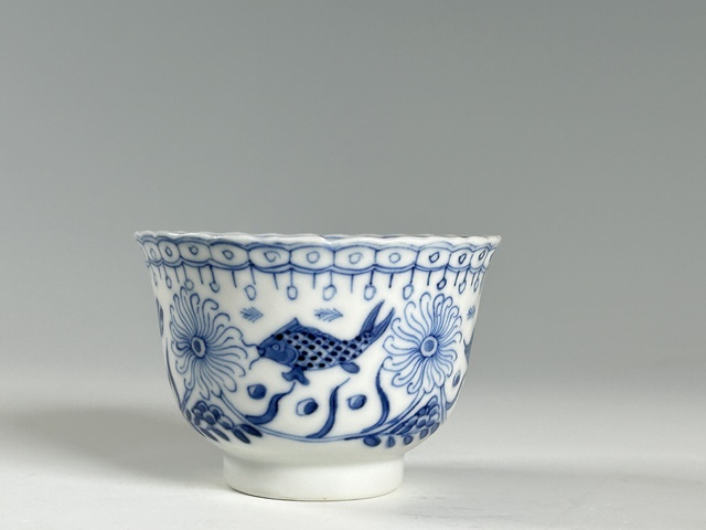 古玩陶瓷晚清·青花魚藻紋杯拍賣，當前價格331元