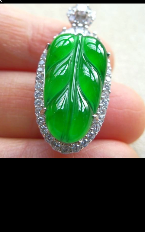 古玩玉器翡翠“葉子”鑲嵌掛件真品鑒賞圖