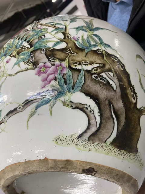 古玩陶瓷晚清粉彩九桃瓶真品鑒賞圖