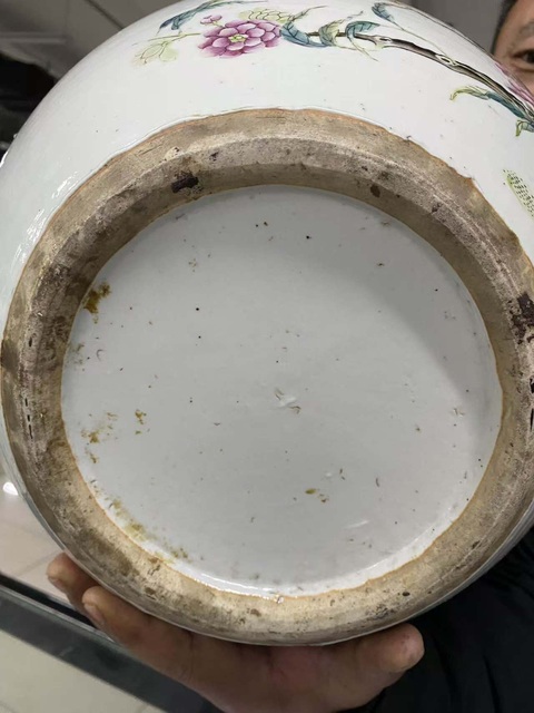 古玩陶瓷晚清粉彩九桃瓶真品鑒賞圖