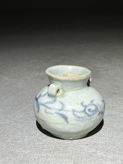 古玩陶瓷青花折枝花卉紋雙系罐真品鑒賞圖