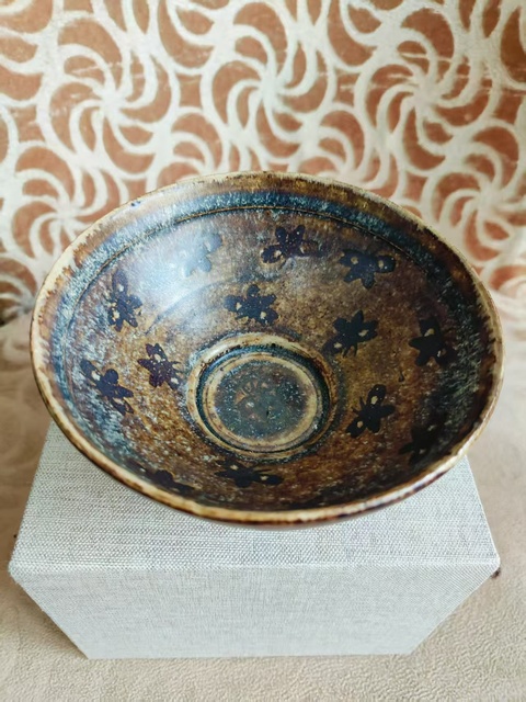 古玩陶瓷吉州窯貼花茶盞真品鑒賞圖