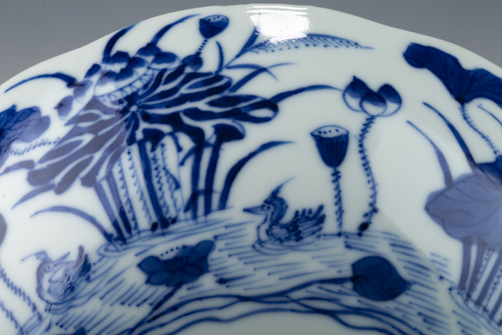 古玩陶瓷清晚·青花蓮池游禽紋花口碗拍賣，當前價格3706元