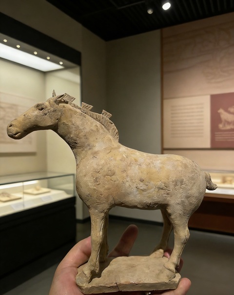 古玩陶瓷【馬年大吉】唐·烈馬拍賣，當前價格990元