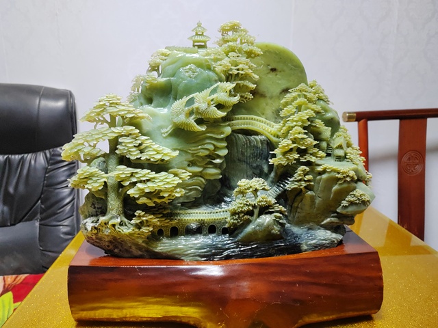古玩玉器獨山玉山子真品鑒賞圖