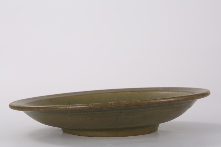 古玩陶瓷龍泉青瓷折沿盤拍賣，當前價格150000元