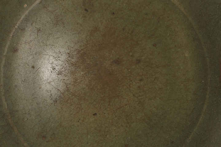 古玩陶瓷龍泉青瓷折沿盤拍賣，當前價格150000元