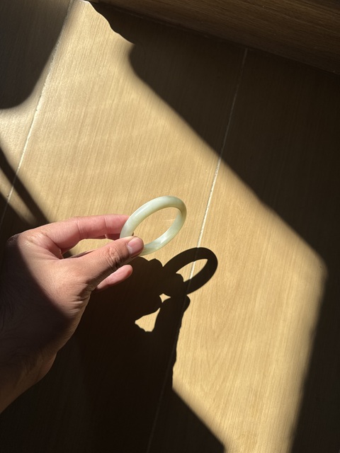 古玩玉器和田青白玉手鐲真品鑒賞圖