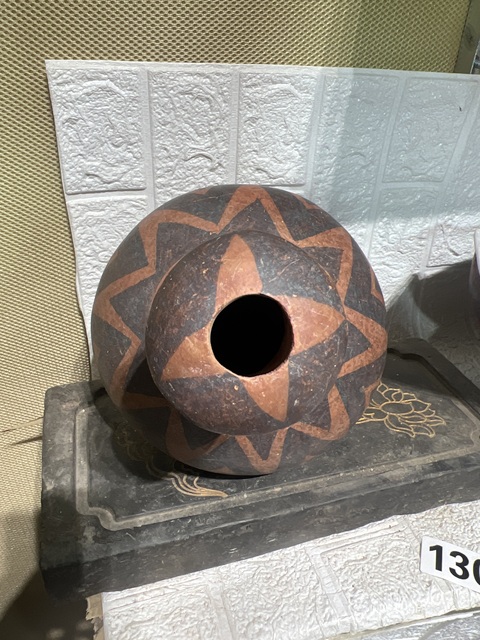 古玩陶瓷文化期·彩繪幾何紋陶瓶 真品鑒賞圖