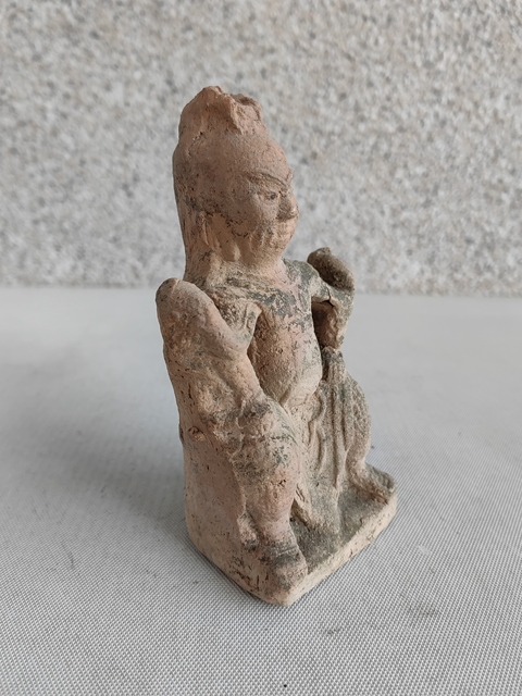 古玩陶瓷紅陶關公造像拍賣，當前價格398元